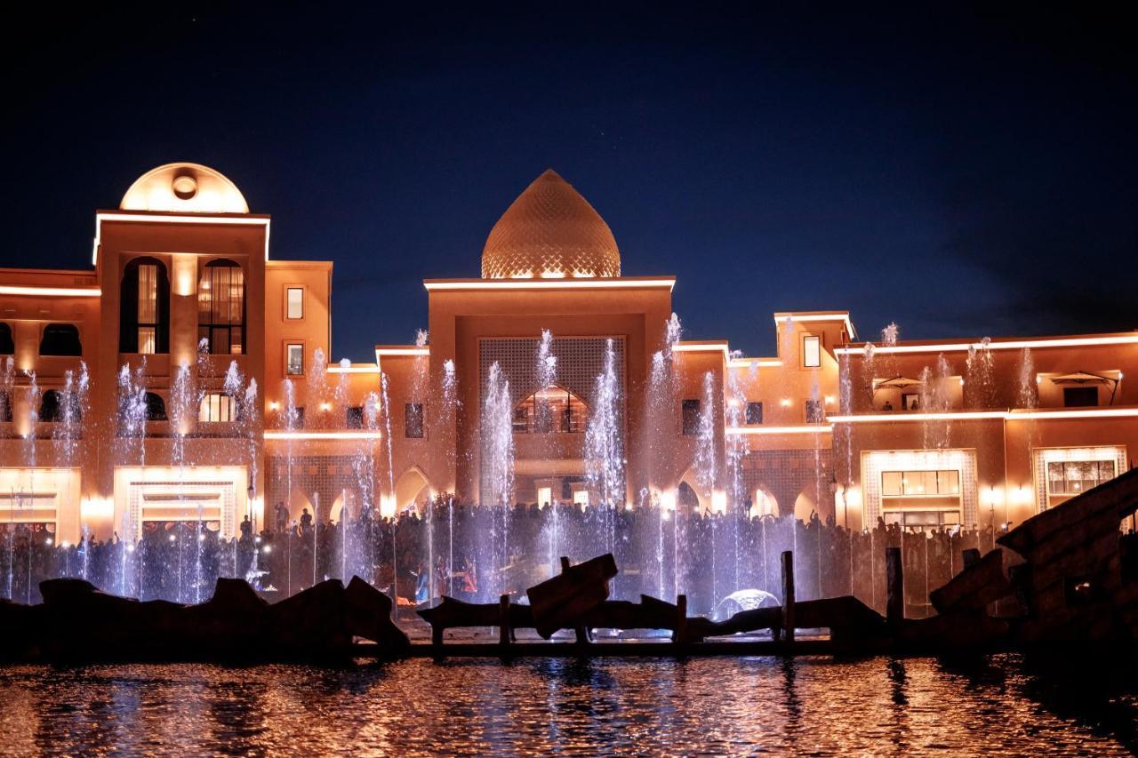 Karavansaray Turkistan Harbour Hotel -Flying Theatre Access Екстер'єр фото The fountains at the Emirates Palace