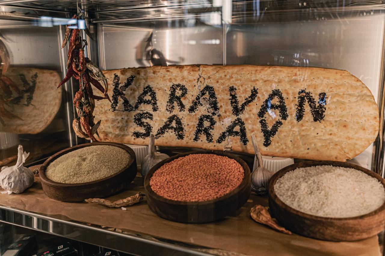Karavansaray Turkistan Harbour Hotel -Flying Theatre Access Екстер'єр фото Karaköy's traditional bread